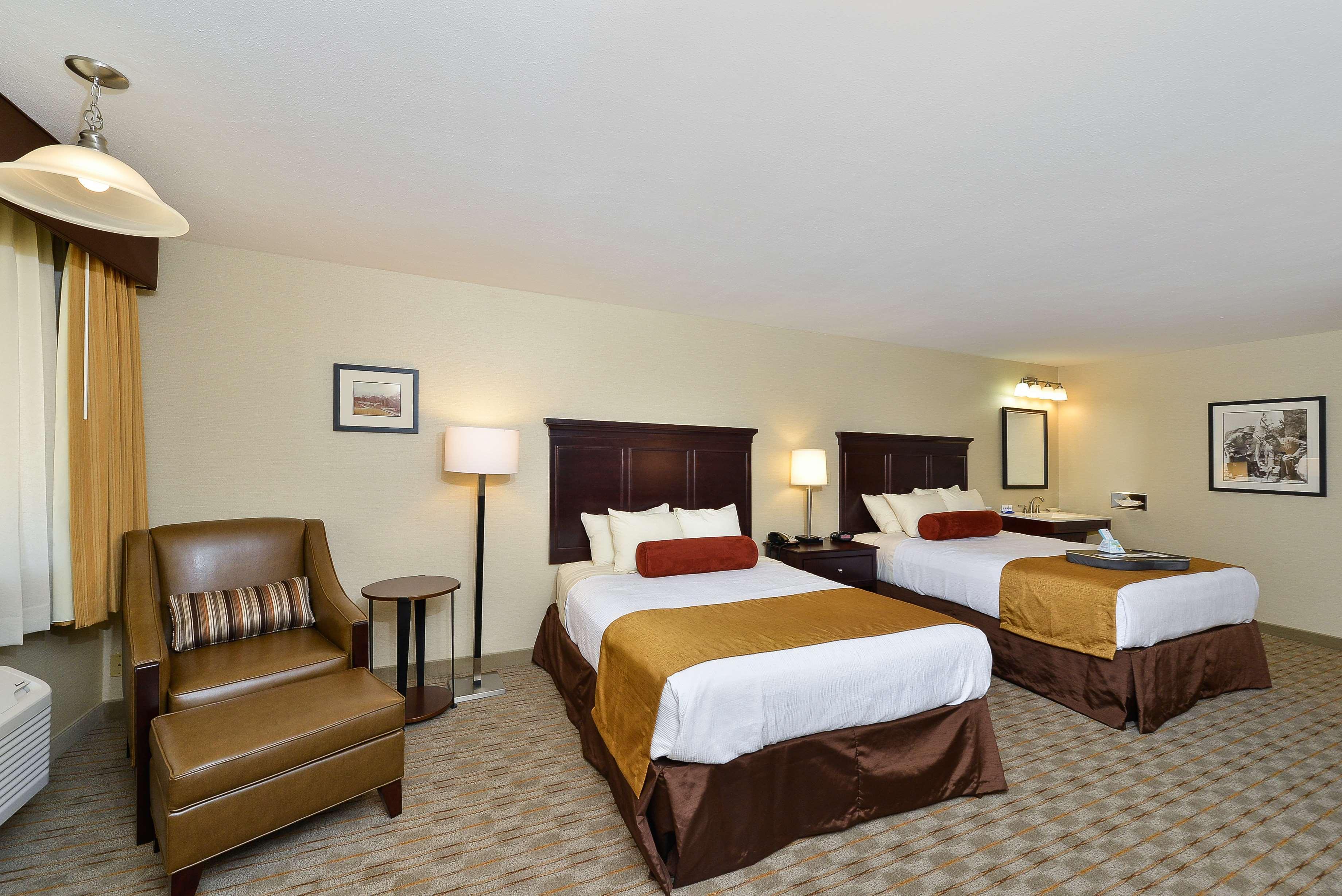 เบสต์เวสเทิร์น ฟรอนเทียร์ โมเทล Hotel โลนไพน์ ภายนอก รูปภาพ