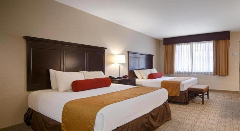 เบสต์เวสเทิร์น ฟรอนเทียร์ โมเทล Hotel โลนไพน์ ภายนอก รูปภาพ