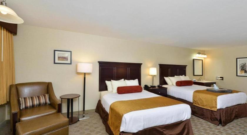 เบสต์เวสเทิร์น ฟรอนเทียร์ โมเทล Hotel โลนไพน์ ภายนอก รูปภาพ